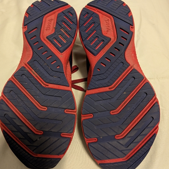 Brooks Women's Launch 8 Running Shoe - Picture 8 of 9